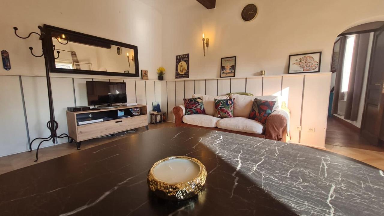 Sunny Apartment With Nice View In History City Center Aix-en-Provence Exteriér fotografie